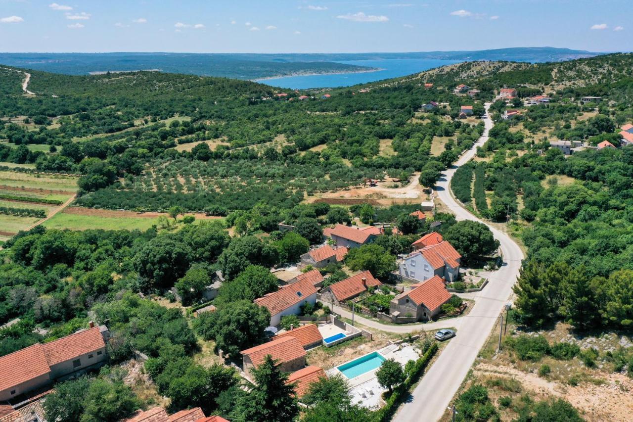 Holiday House Manuela Kruševo Eksteriør bilde